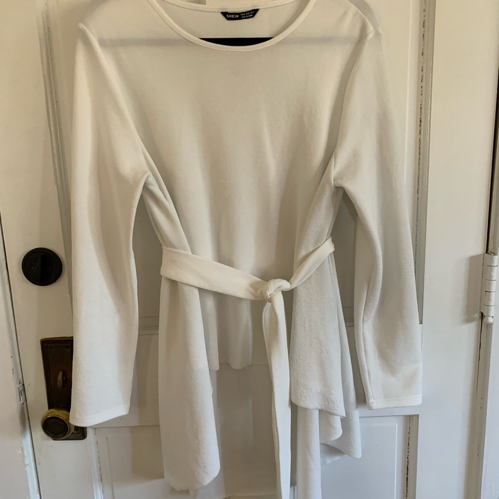 High low top with sash belt
